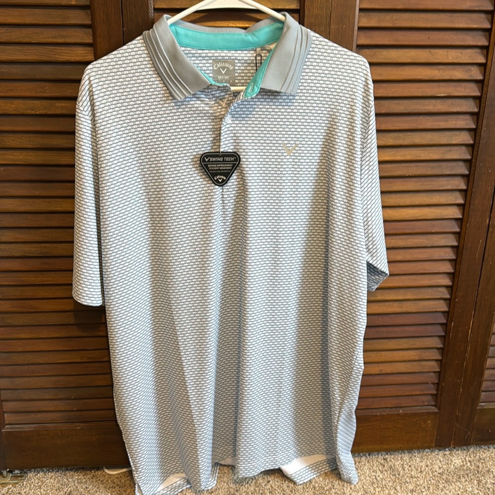 Men’s Callaway golf shirt. NWT
